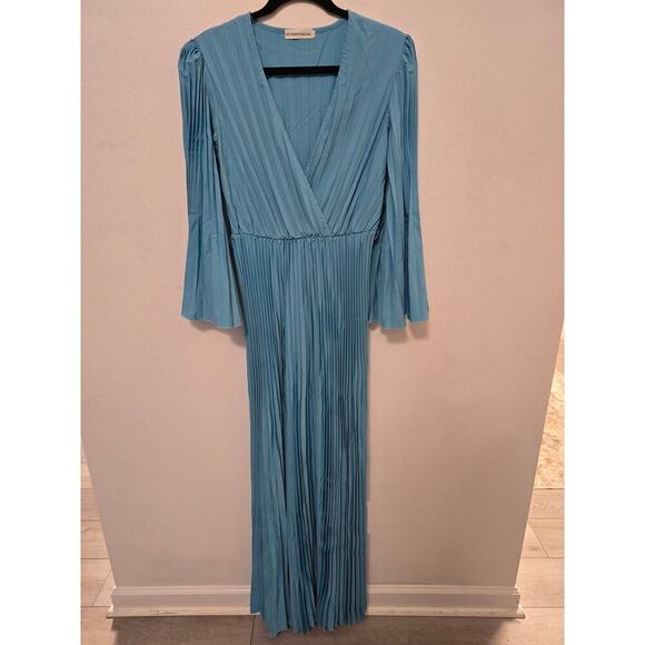 Pleated Light Blue Elegant Casual Dress with Belt Women's Size XL - Picture 2 of 8